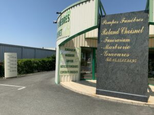 devant pompes funebres choisnet